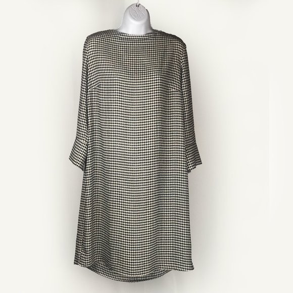 H&M Dresses & Skirts - H&M Houndstooth Shift Dress Size 12